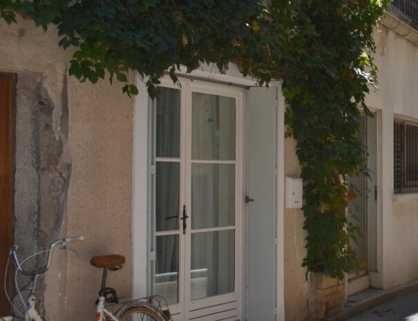 Front door of Casa Thau in Marseillan