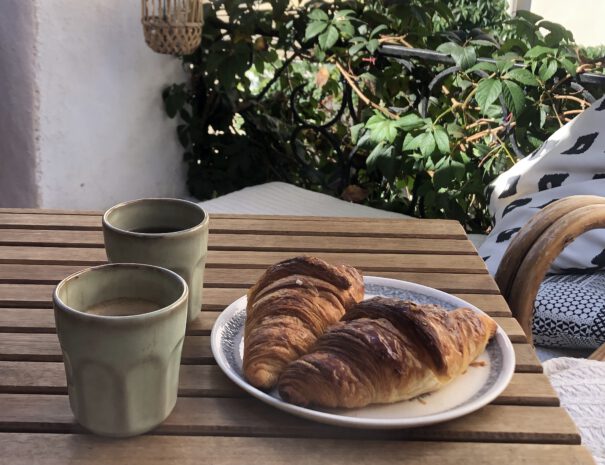 Croissants and coffee at the terrace of Casa Thau