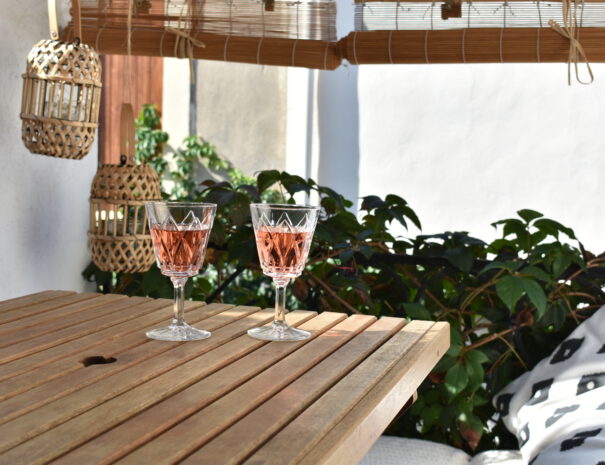 Enjoy a glas of rosé at the terrace of Casa Thau in Marseilan